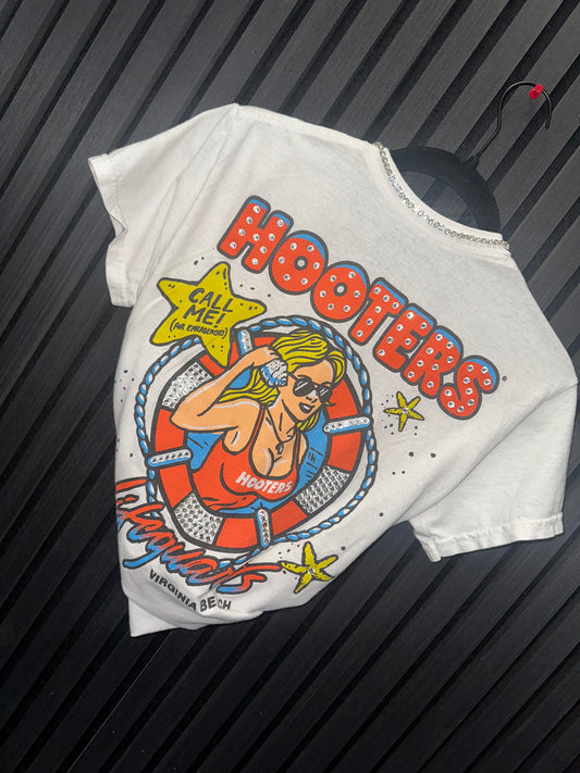 Hooters